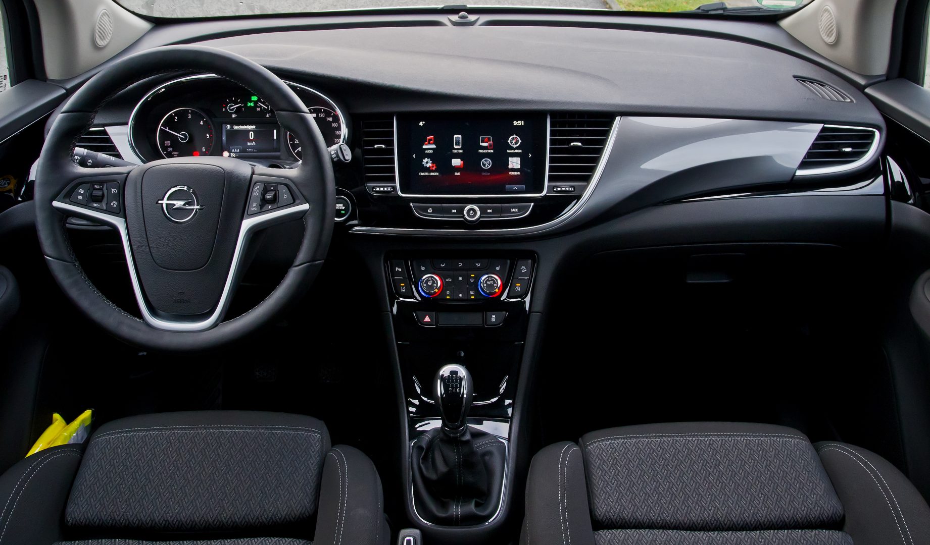 1710485856_interieur-opel-mokka-1841x1080.jpg